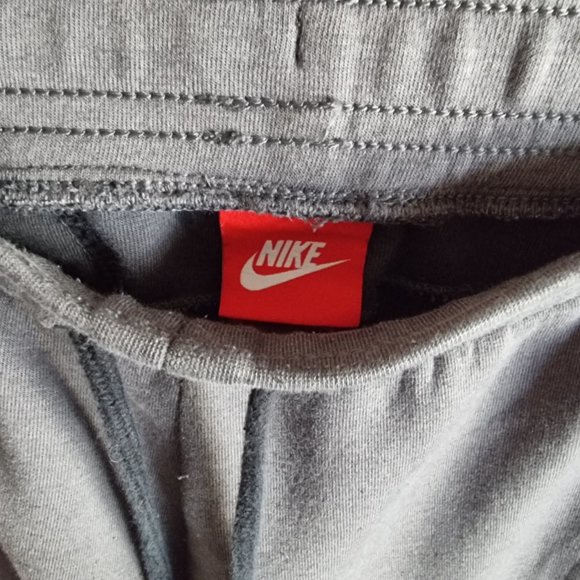 Nike Men's Gray Jogger Pant - Picture 4 of 8